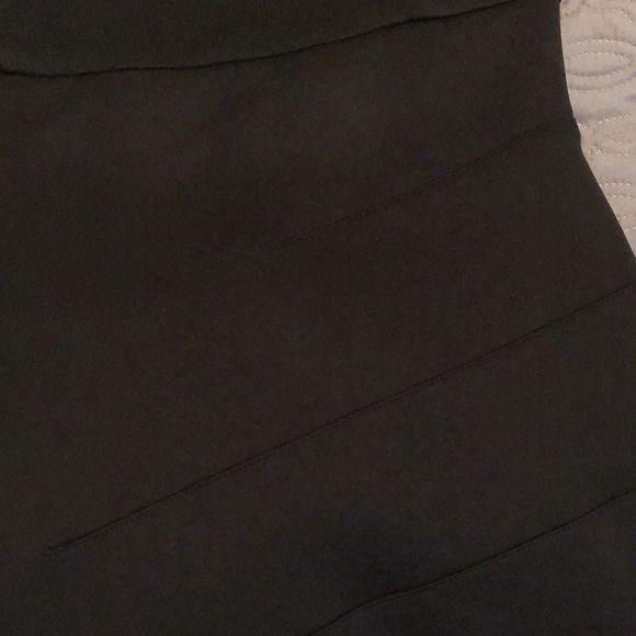 Pretty New with tags black dress size 6 - Picture 6 of 6